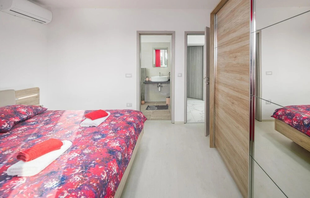 Stunning Home In Pula