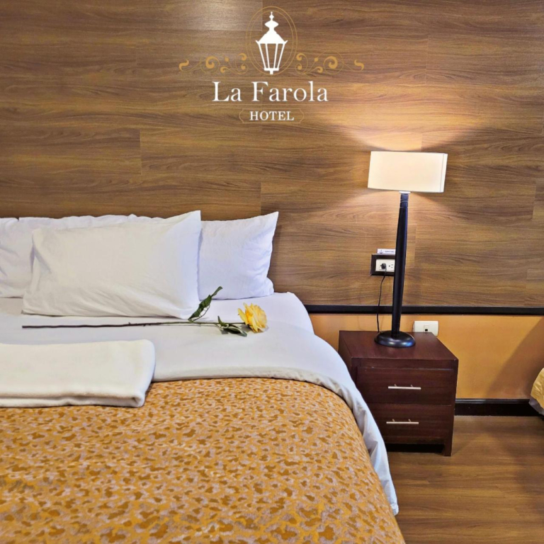 Hospedaje La Farola