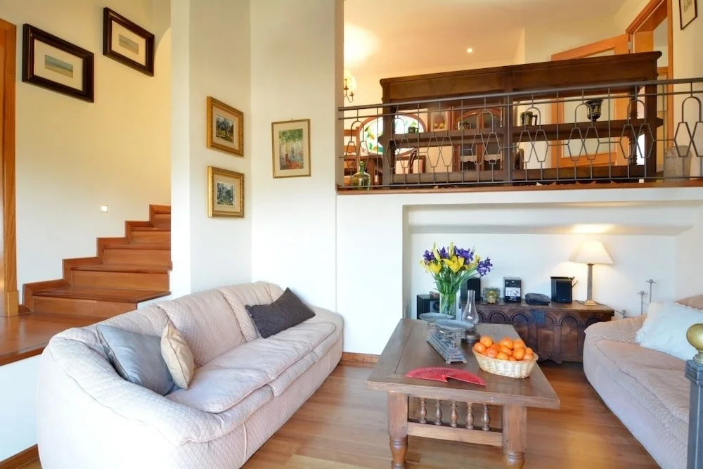 Villa with incredible sea views and pool Up To 7