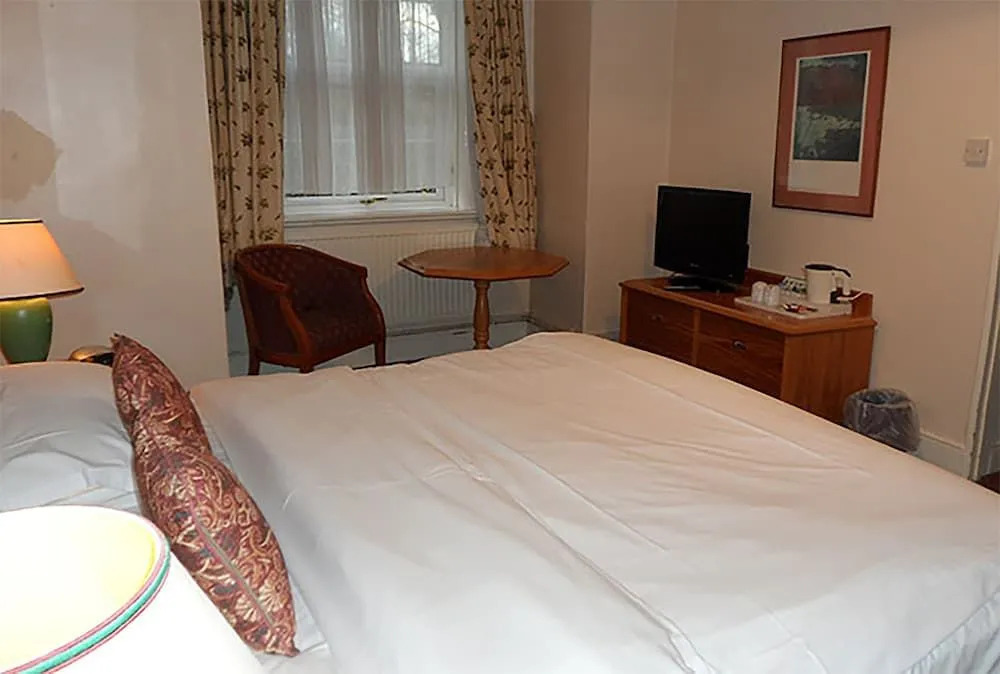 Cadogan Hotel