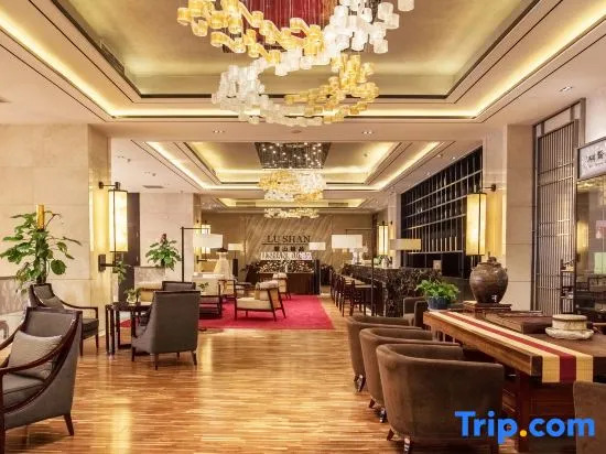 Zhengzhou East Railway Station E-unit  International Hotel
