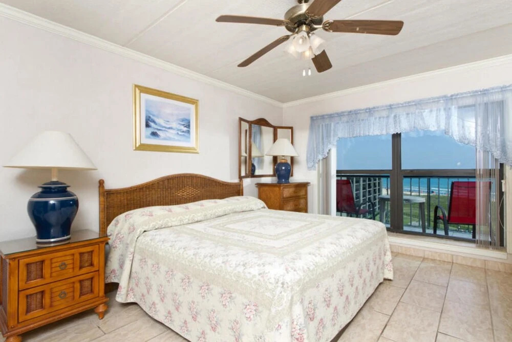 Saida IV Condominium 702