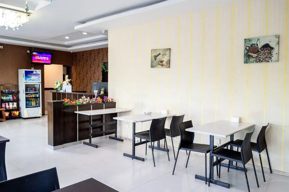 OYO 1103 Hotel Prima