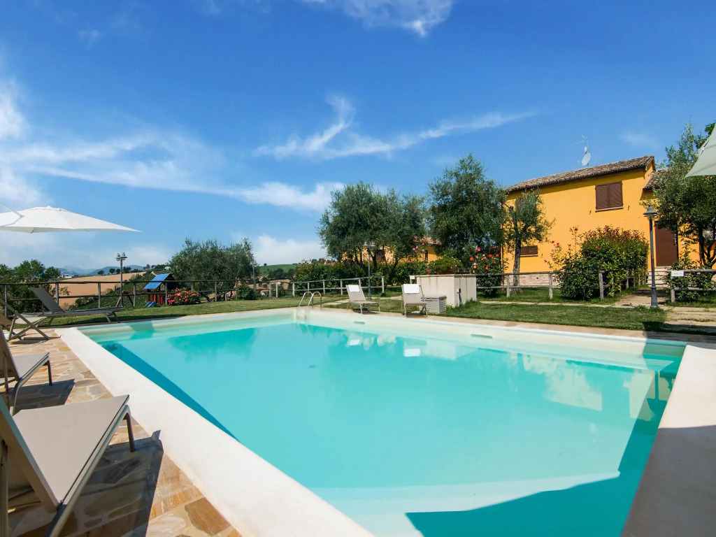 Villa in Ostra Vetere with Pool and Jacuzzis