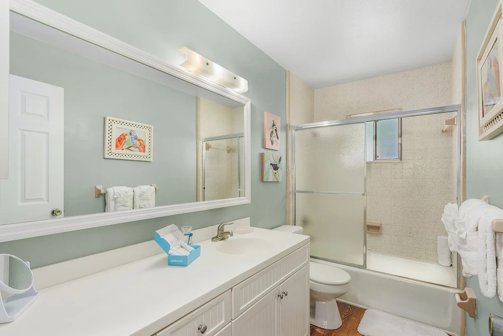 50 Gulf Beach Rd - Unit 1 1 Bedroom Home by RedAwning