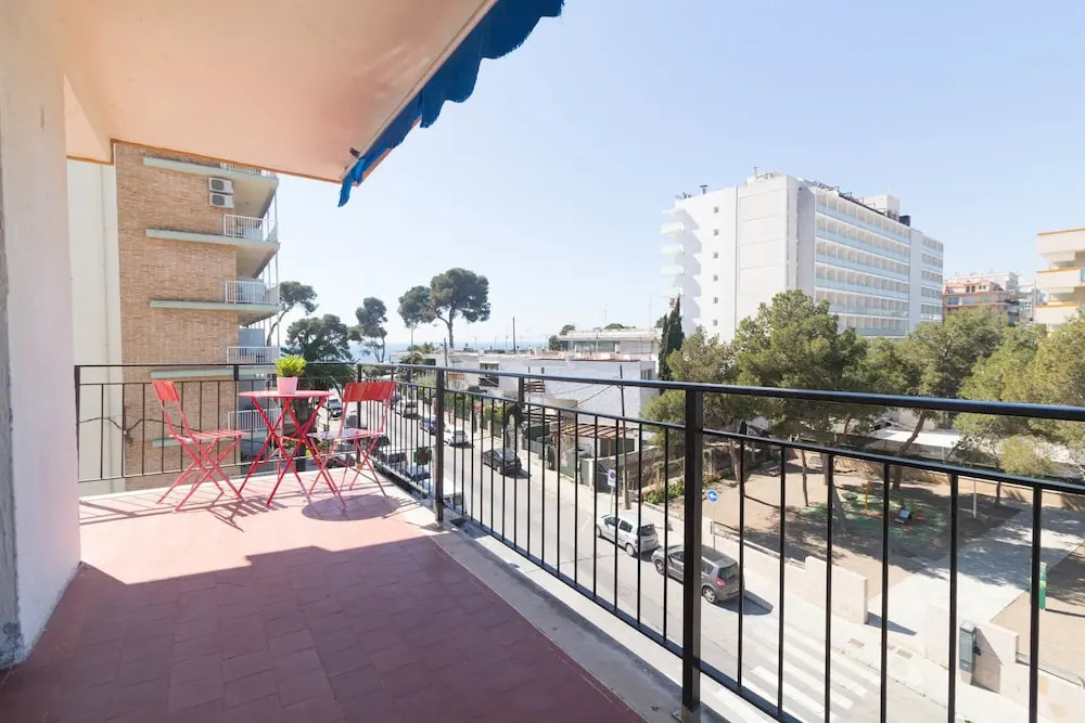 Apartamento Capellans Ref. 1077  by Iberplaya