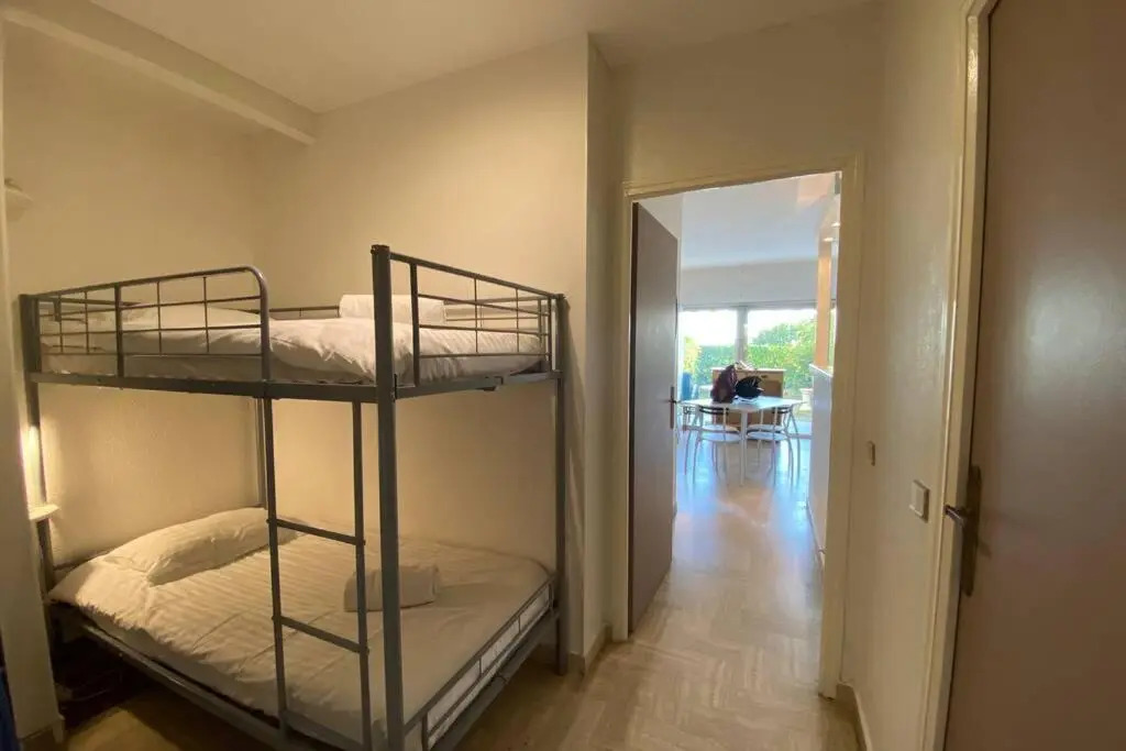 Nice studio with garden and parking - Near beach