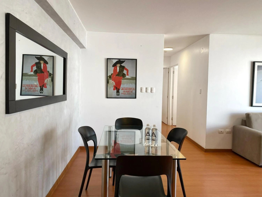 Charming 2BR in Miraflores