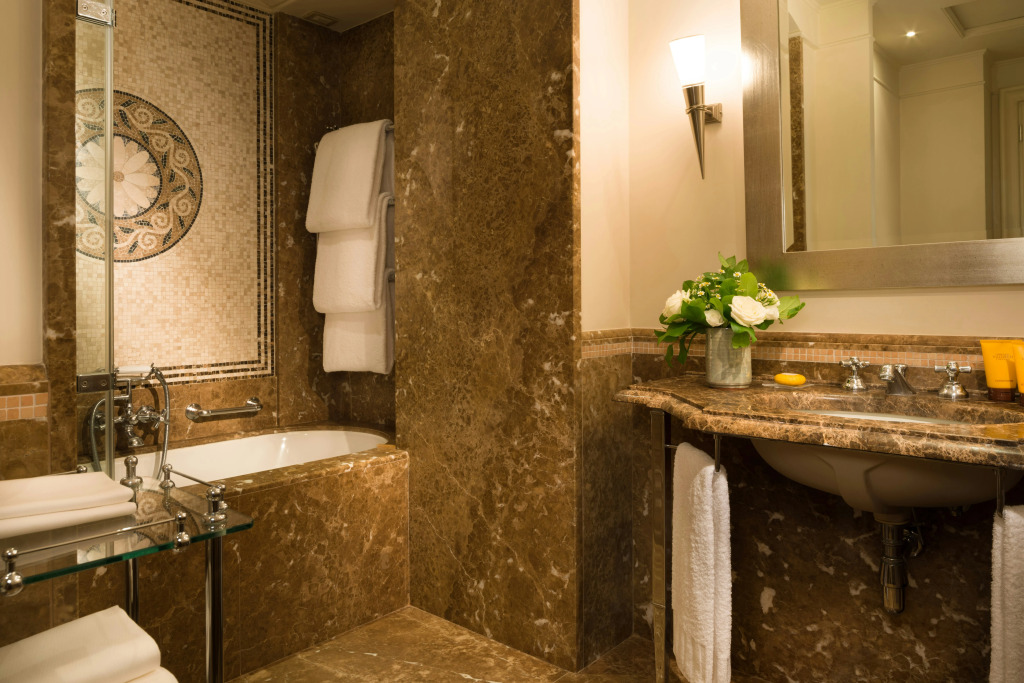 Hotel Savoy