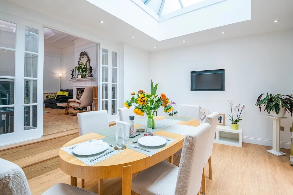 Exquisite Hampstead Home near Regents Park