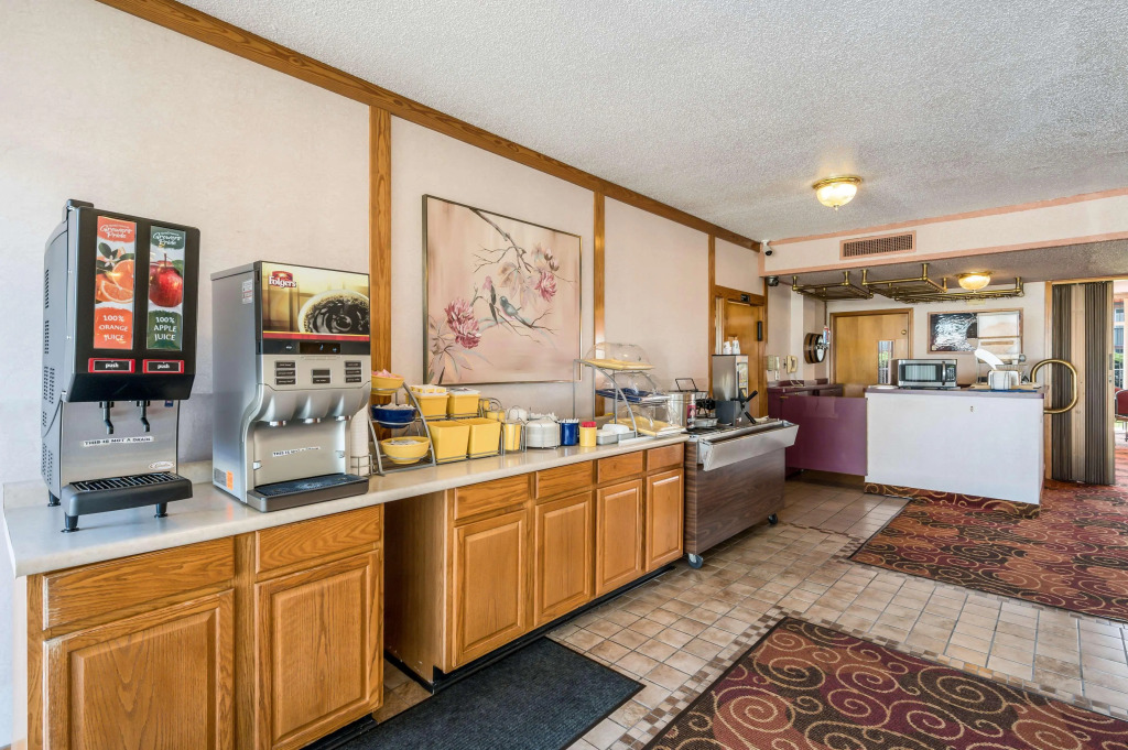 Days Inn St Joseph