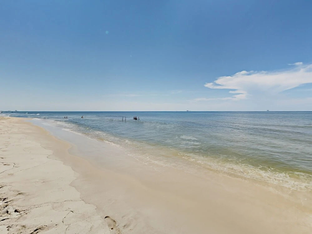 Heritage Shores Beach House 4 Bedrooms 4 Bathrooms Home
