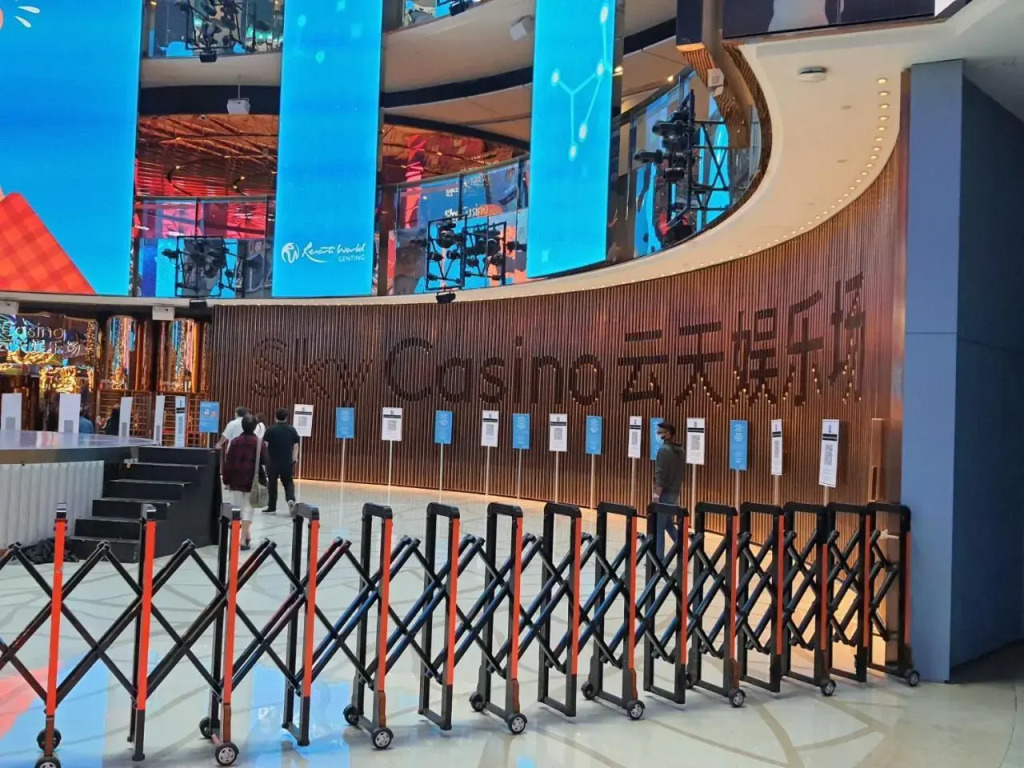 Grand Ion Delemen Genting by Alpine Home