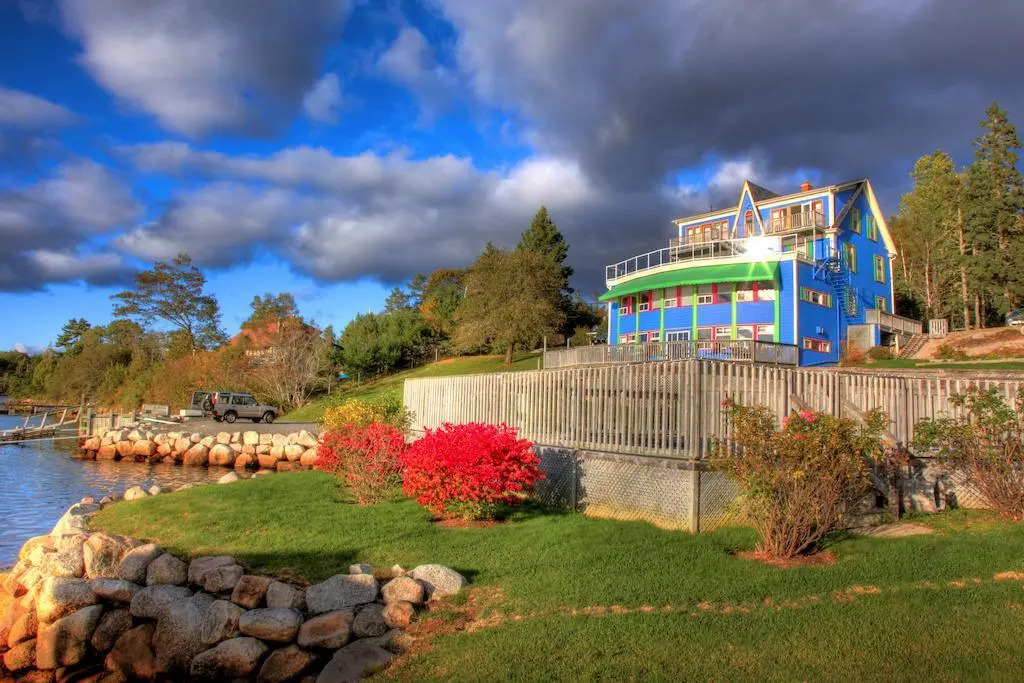 The Tuna Blue Inn and Restaurant