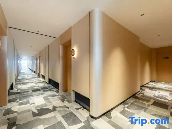 LanOuShangPin Hotel (Baoji Long County Guanshan Avenue)