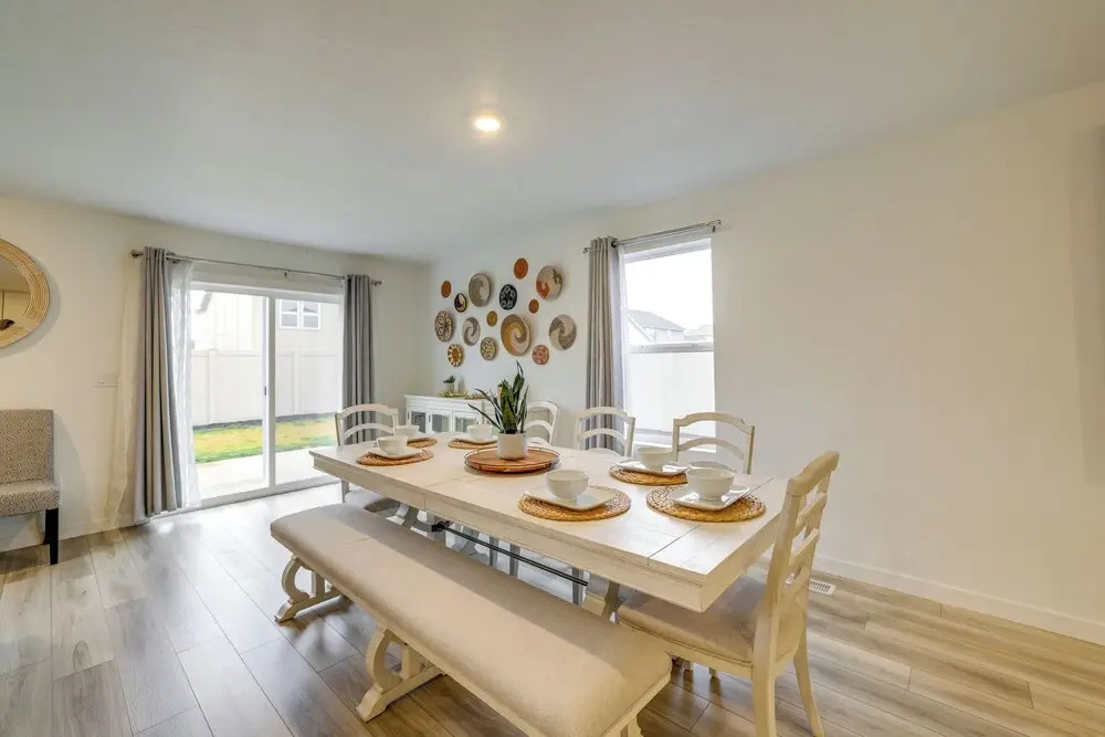 Newly Built Home w/ Yard, 4 Mi to Dtwn Caldwell!
