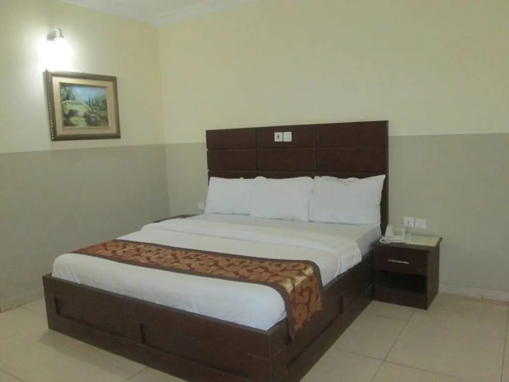 Joy House Hotel and Suites