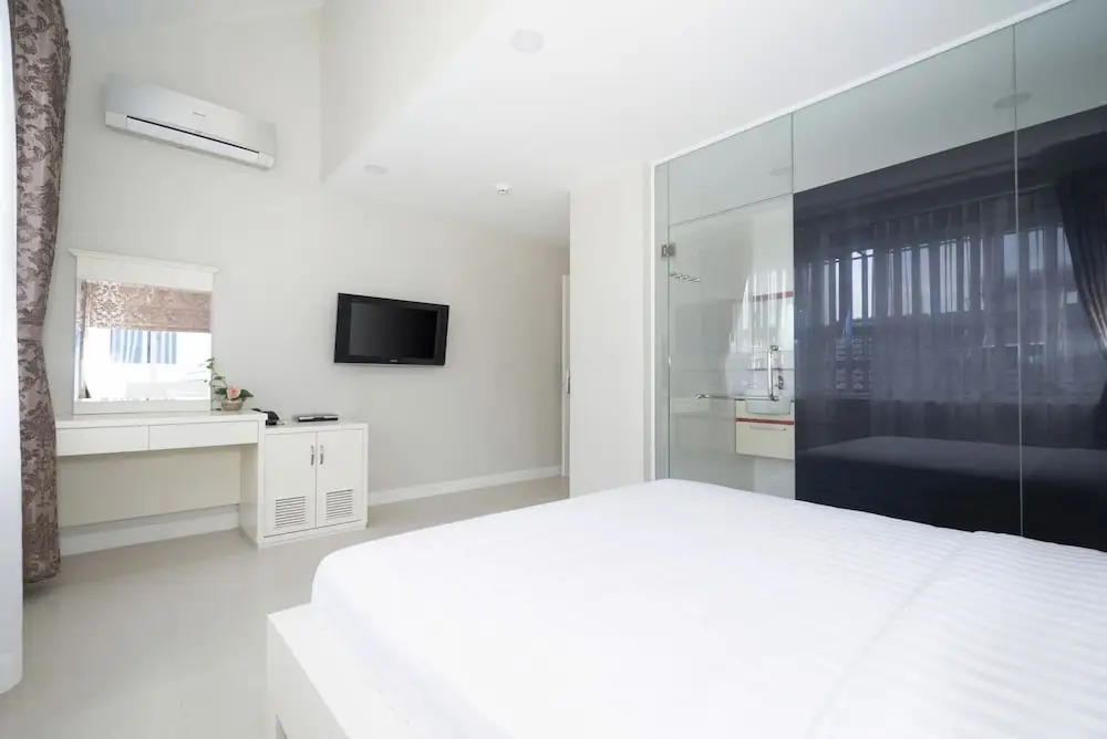 Bizu Hotel Ii - Phu My Hung District 7