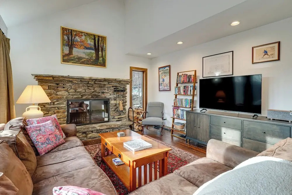 Near Okemo & Killington: Home w/ Sauna & Fireplace
