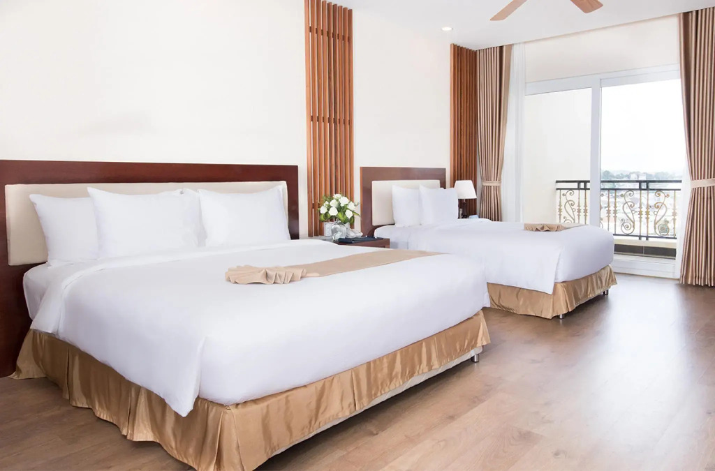 Ladalat Hotel