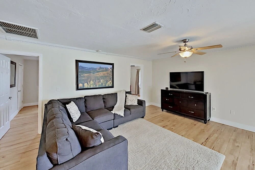 2029se28 3 Bedroom Home
