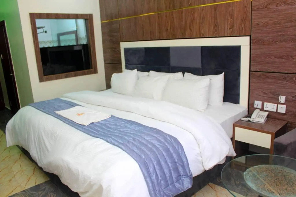 De Renaissance Hotel