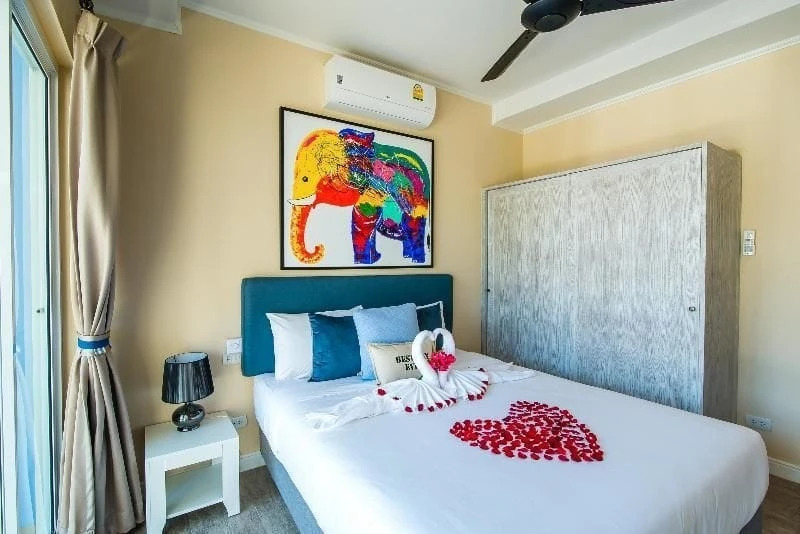 Surf & Sand Resort