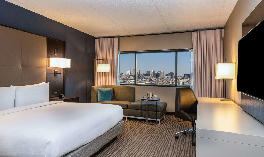 DoubleTree by Hilton Hotel Newark Airport