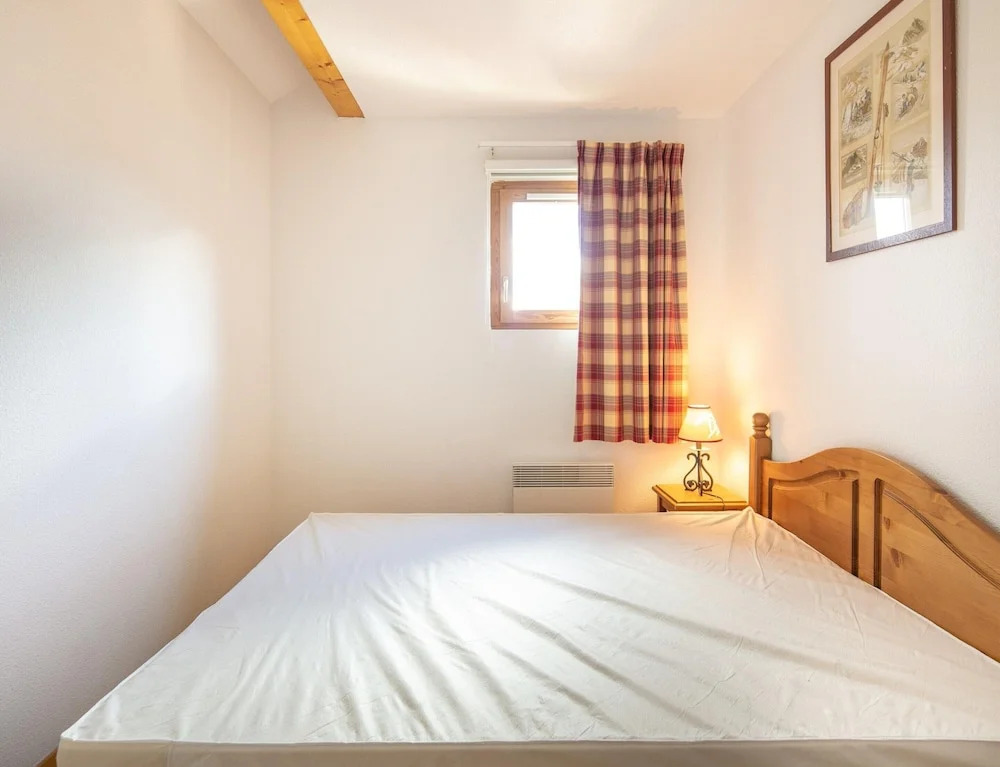 Mountain Apartment With Alpine Comfort