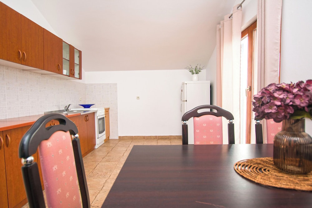 Apartment Tina