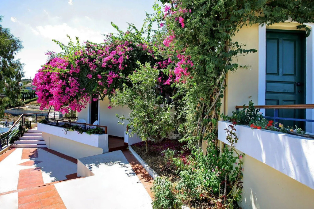 Pela Mare Hotel