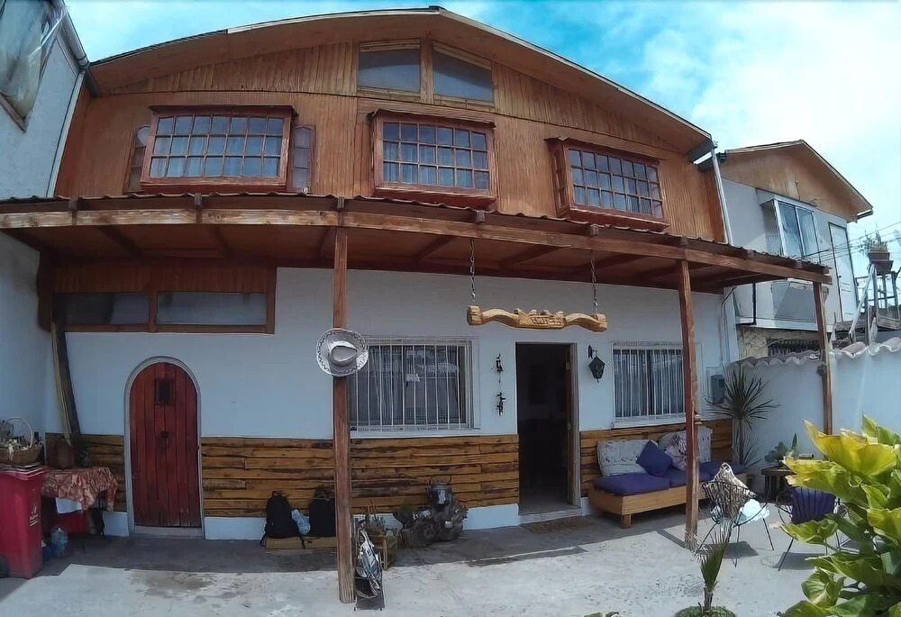 Hostal Sol y Luna - Descanso a 10 min del aeropuerto & Desayuno Incluido