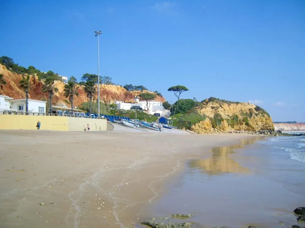 Apartment With 2 Bedrooms in Albufeira, With Wonderful Mountain View,