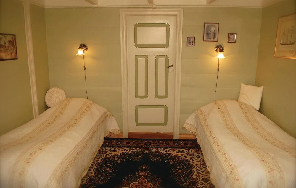 Beautiful Home in Vanse With 2 Bedrooms