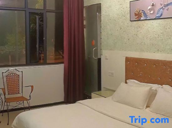 Jinhu Hotel (Nanning Wuhe University Town)