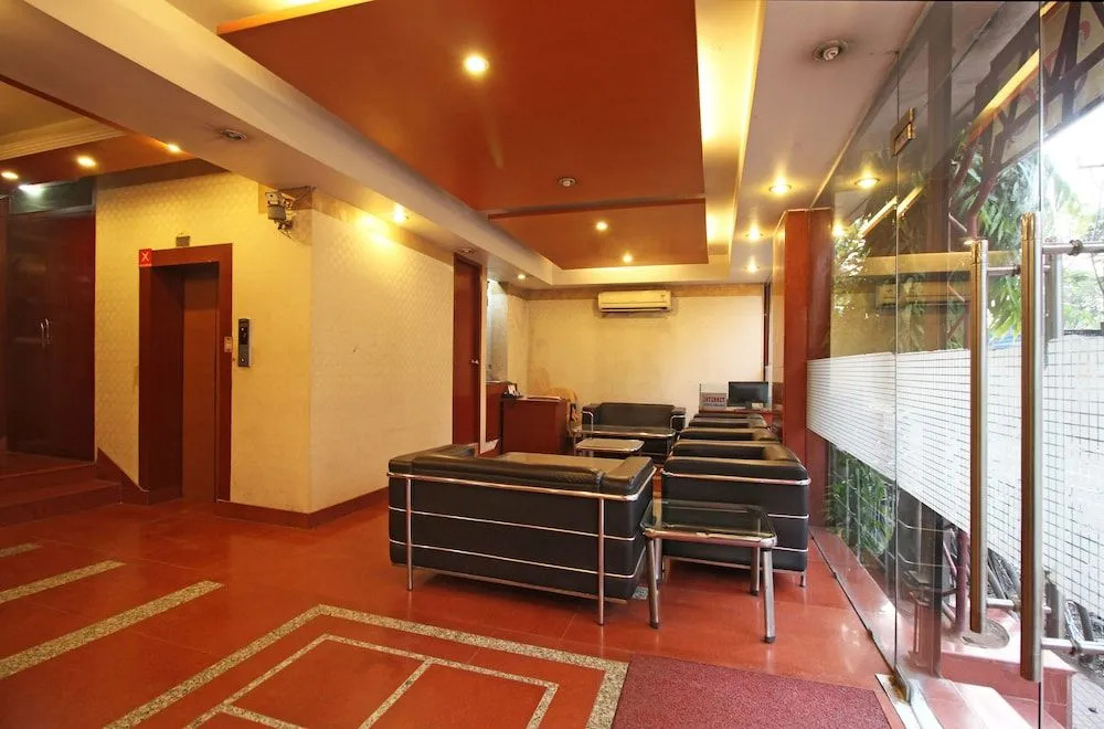 OYO 5047 Hotel President