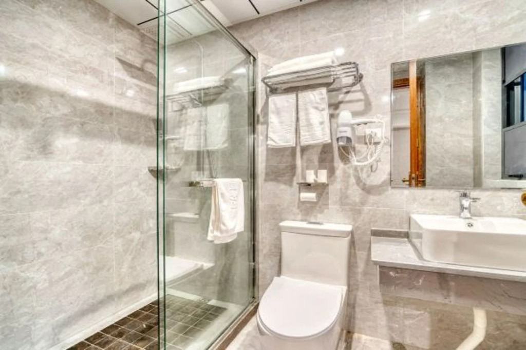 Yongle Hotel