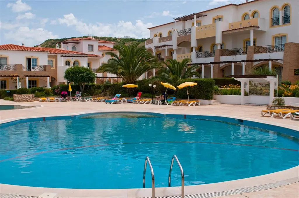 Luz Bay Hotel