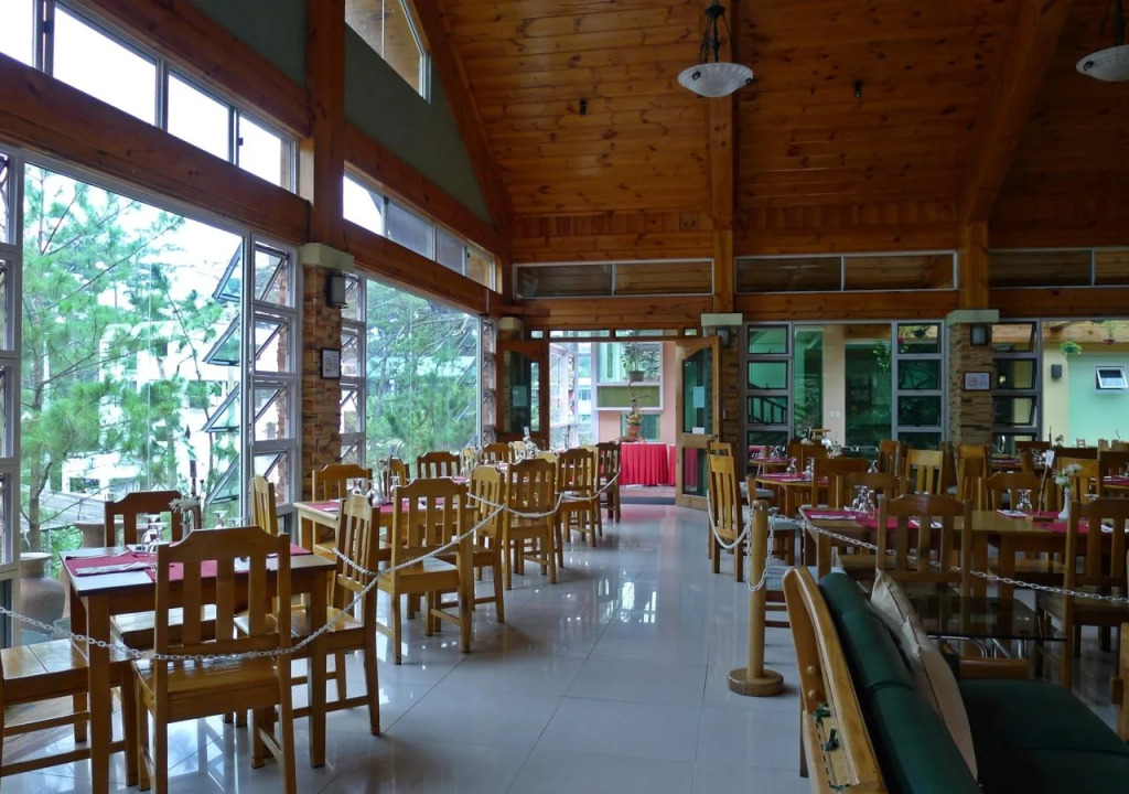 Ridgewood Hotel Baguio near The Mansion