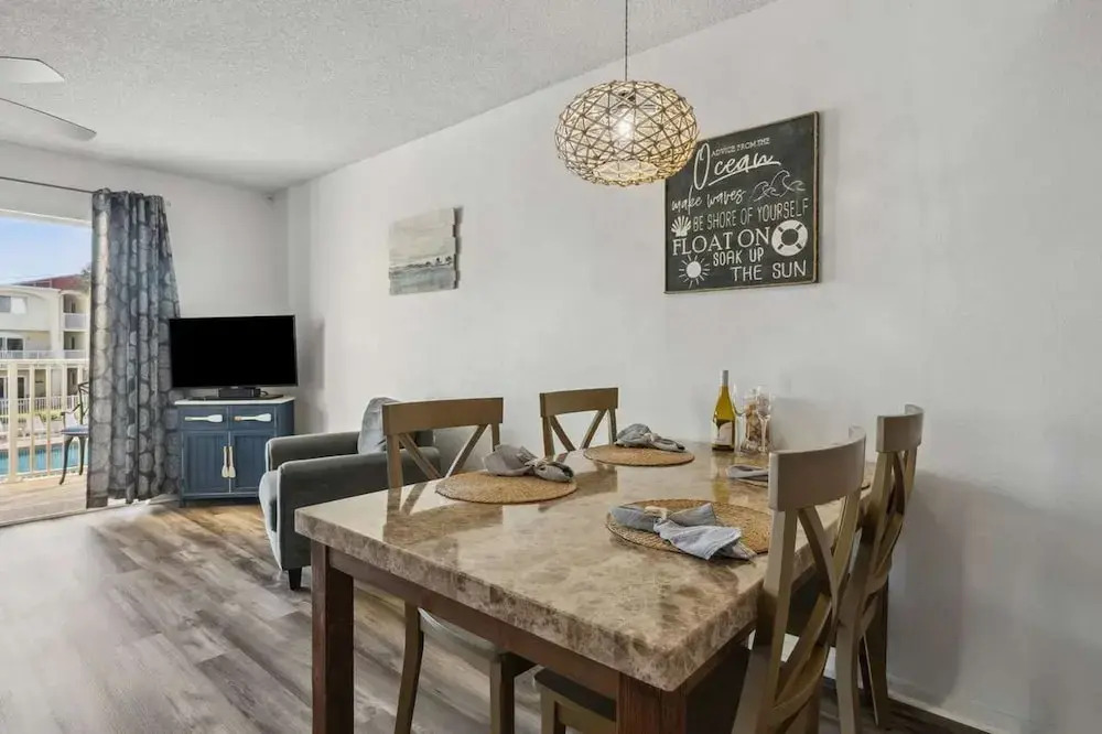 Beachfront Luxe Epic Ocean Views Sleeps 6