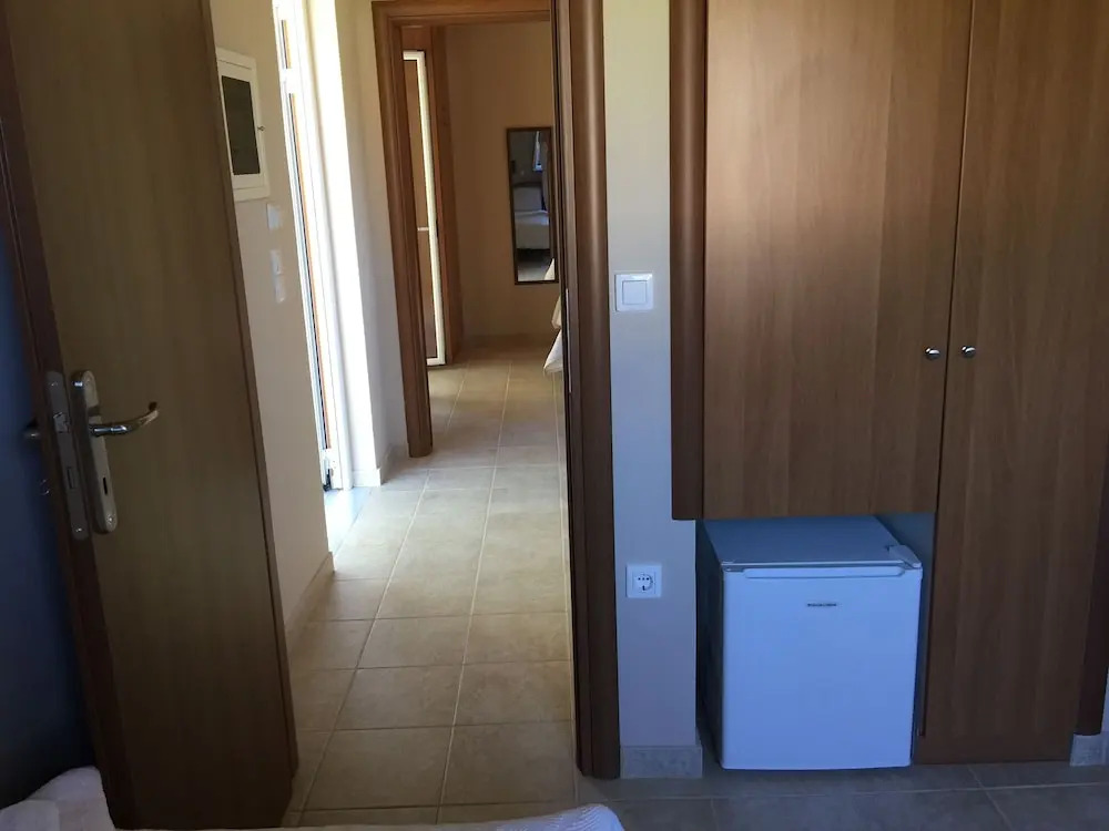 AnthosGuestHouses