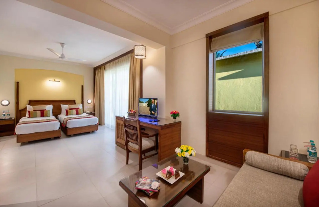 Sea Breeze Sarovar Portico Varca Goa