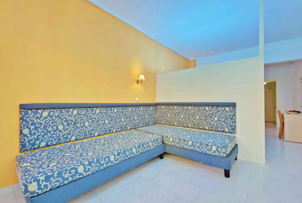 Mendi Hotel