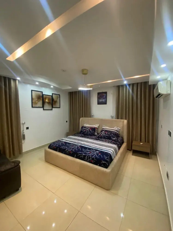 Furnised 3 Bedroom Apartment Oniru, Lagos