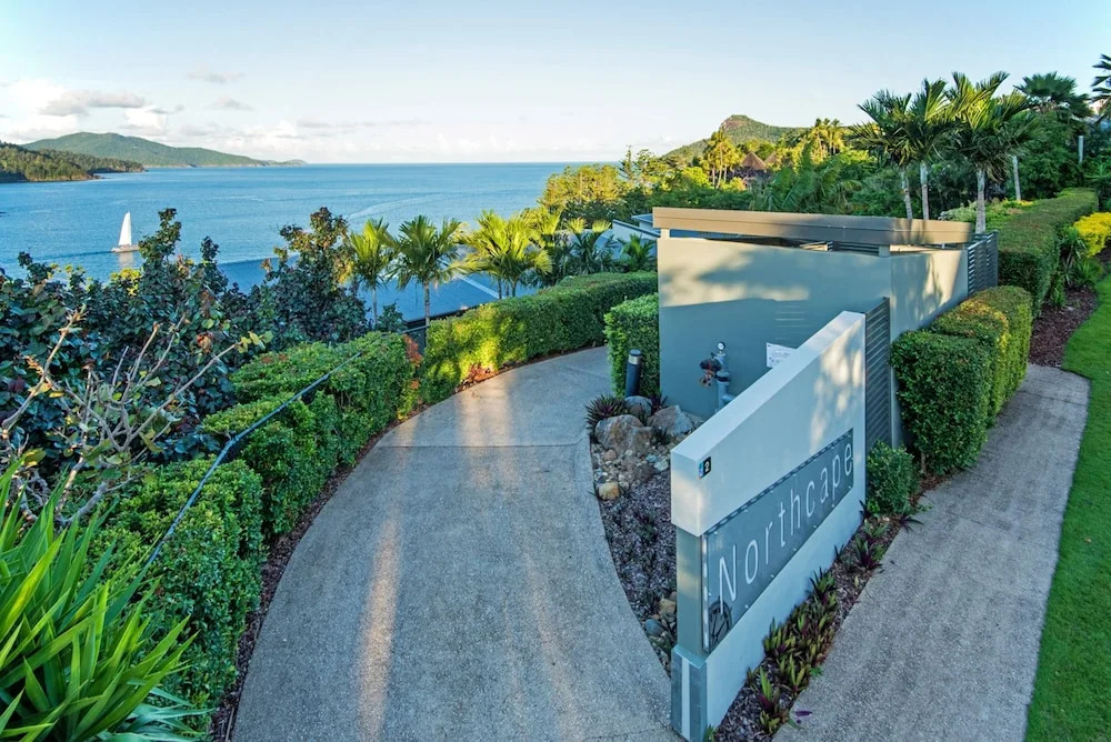 Northcape 1 Ocean Front 4 Bedroom - Pool