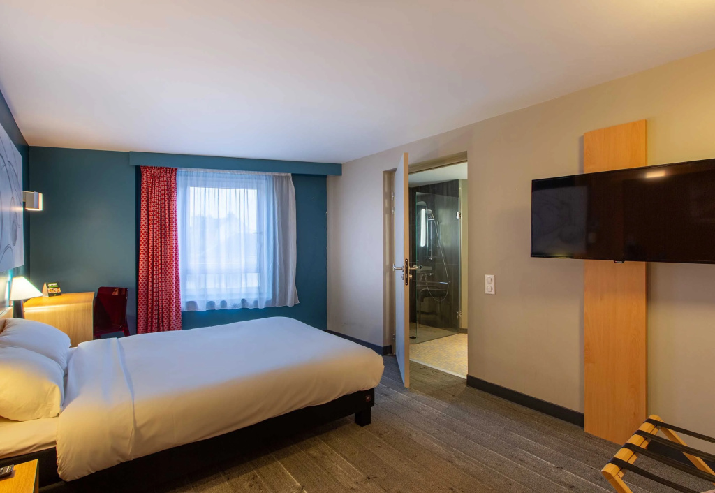 B&B HOTEL Orléans Centre Foch