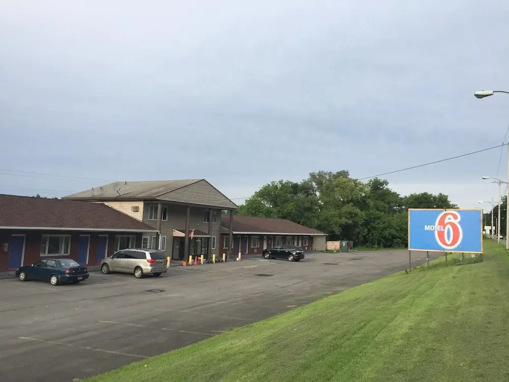 Red Carpet Inn Ilion