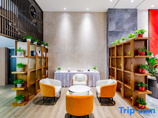 Lisi Boerman Hotel (Wanda Plaza)