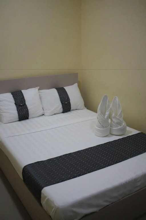 Rusville Hotel & Residences