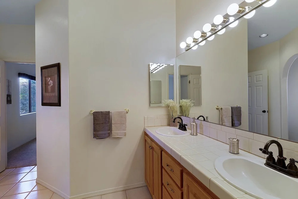 Easy Living 4 BR by Casago